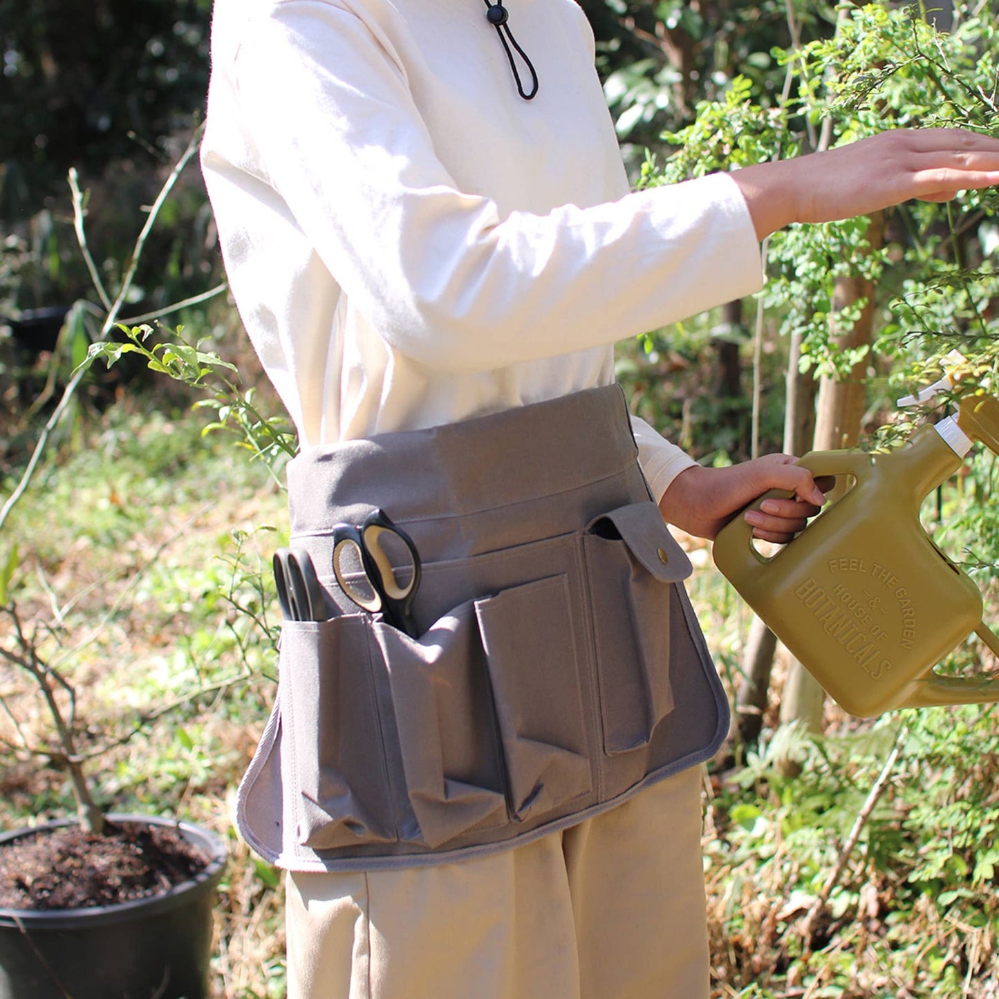 The Gardener's Dream Multi Purpose Half Apron